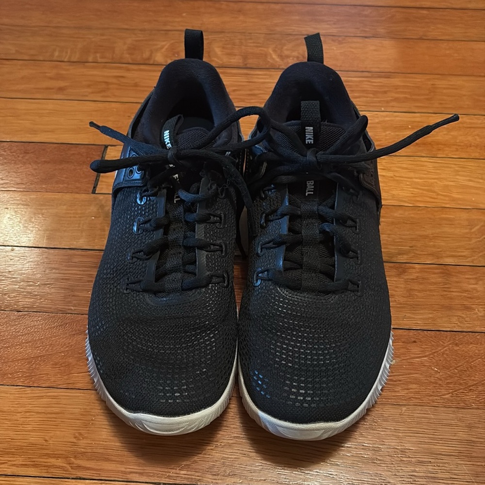 Nike Air Zoom HyperAce 2 Volleyball Shoes-Women’s size 9 Black/white AA0…